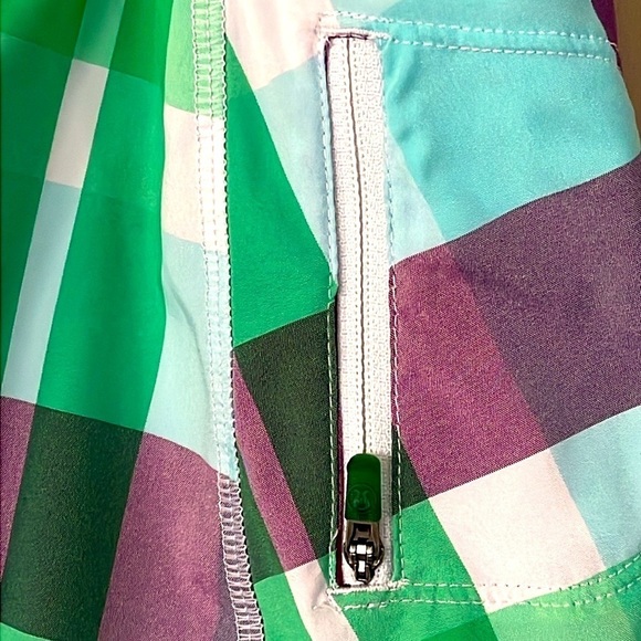 Lululemon Foxy Plaid Tracker Skort Short Green Purple RARE HTF Size 8 Activewear - Picture 4 of 16